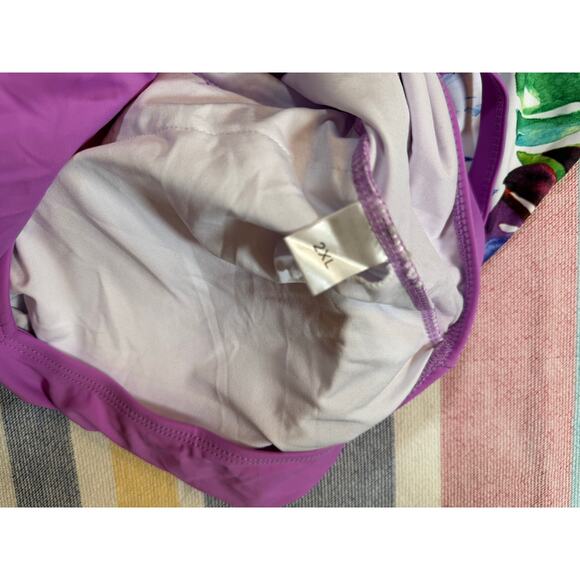 NWOT Floral One Piece Swimsuit - Purple & White - 2XL - Picture 5 of 7